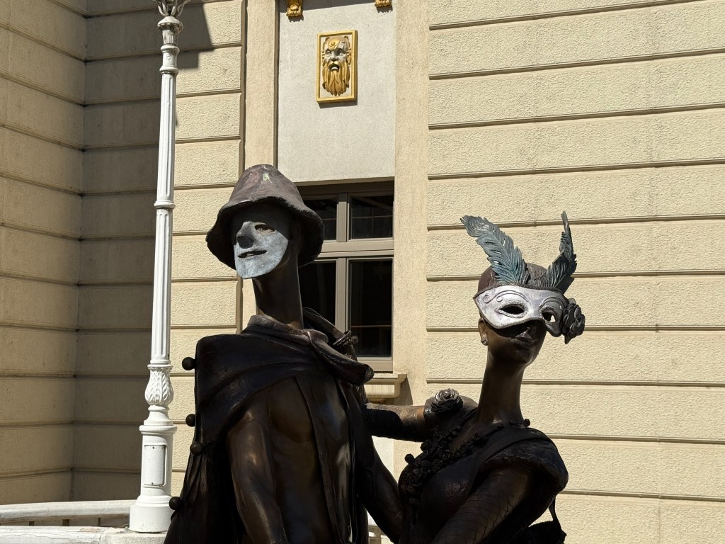 Skopje: Figures outside National Theatre